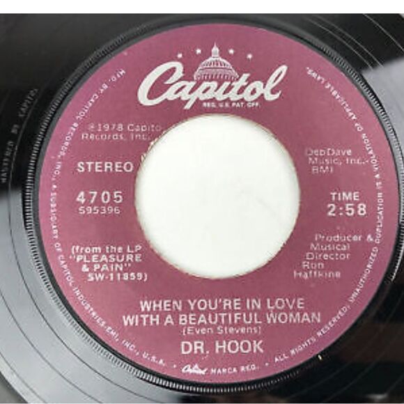 45 RPM Knowing She's There / When You're In Love With a Beautiful Woman Dr. Hook - Picture 2 of 5